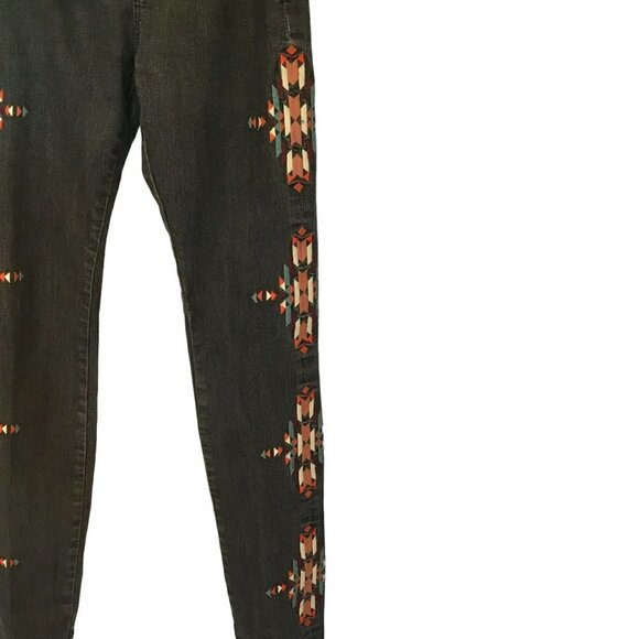 BDG Urban Outfitters Jeans Black Wash Cigarette Ankle Aztec Embroidered Size 25 - Picture 2 of 8